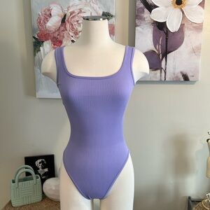 MRIGNT Women’s Ribbed Bodysuit Size Small